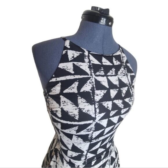 Bar III halter sleeveless black and white art deco skater dress medium - Picture 4 of 9